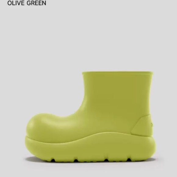 Green Plastic Clown Shoes for Child — Costume Super Center BEYS  non-sneaker Clown shoes Platformsoled ankle boots Green size 10